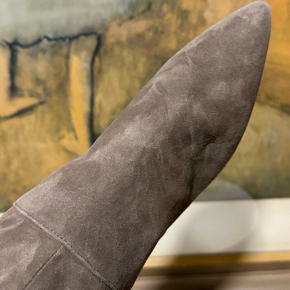 🌸VINCE CAMUTO🌸 Seselti Over The Knee Boot Size: 8.5 - Picture 7 of 15